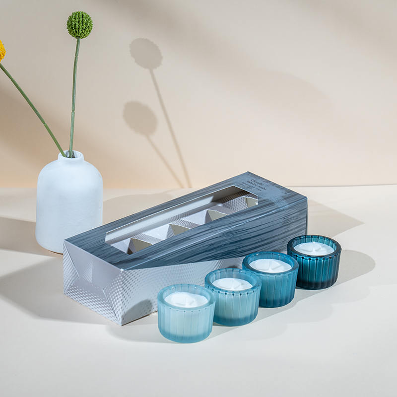 Sraith de 4 chupán coinneal gloine stiallacha beaga ingearacha