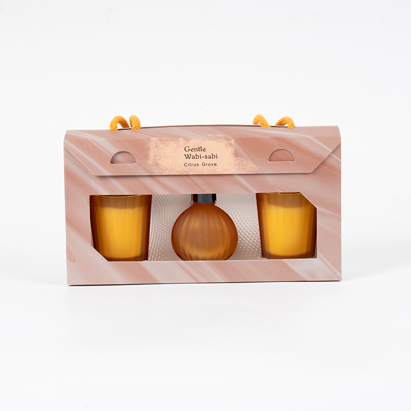 Gloiní beaga stiallacha ingearacha coinnle cumhra X2 Stialóg ingearach bolgán beag buidéal difuser giolcach so-ghalaithe