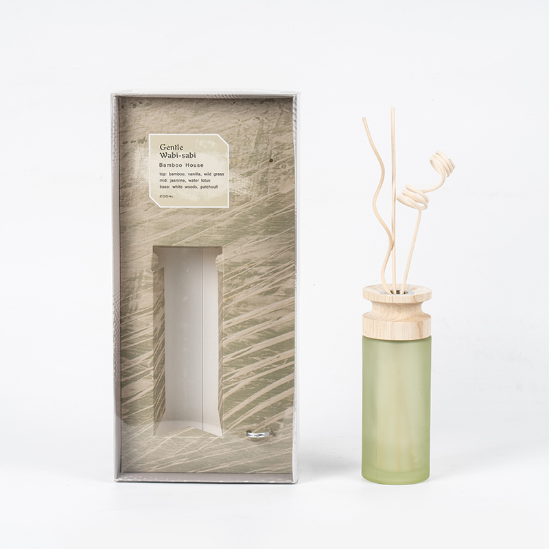 Difuser giolcach préimhe fleascán gloine sorcóireach ard-aicme le díoltóir difuser bata-cumhra adhmaid