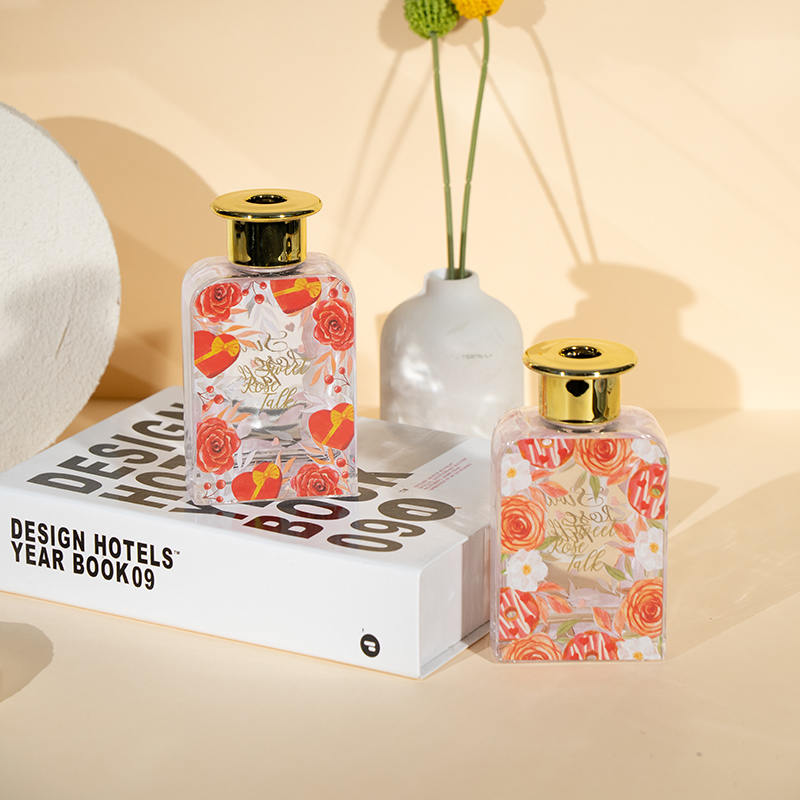 Vailintín buidéal gloine cearnach ard giolcach idirleata-préimh bailiúchán valentine ola